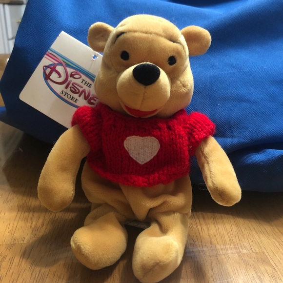 NWT- WINNIE THE POOH BEAR IN RED HEART SWEATER -7" Mini Bean Bag Stuffed Animal - Picture 1 of 5